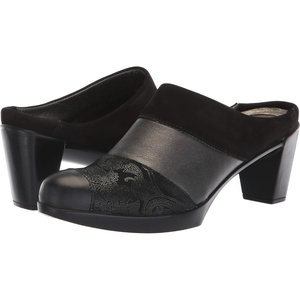 image:imageNaot Fortuna by Naot FootwearBlack LaceBlack VelvetMetallic RoadBlack Raven